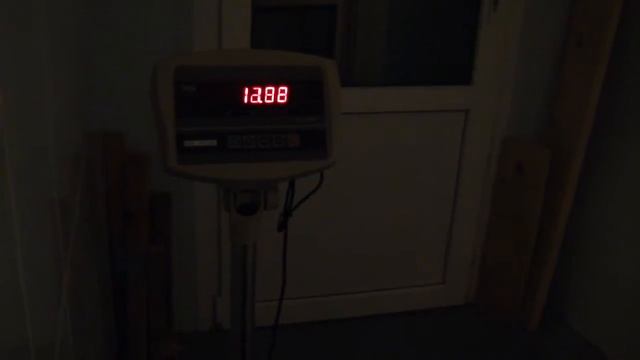 Пытаемся определить свой вес смотреть онлайн