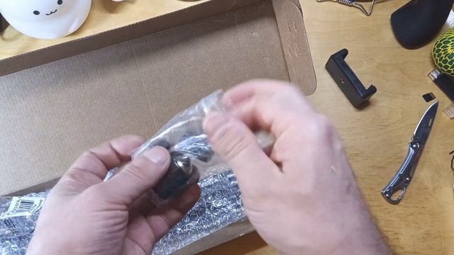 Настольная стойка пантограф NBS-3551 с усиленной струбциной, шарнирным креплением и держателем...