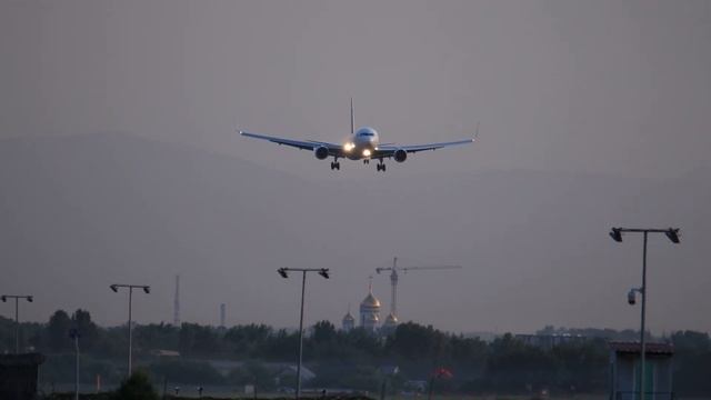 Almaty International Airport. Наш аэропорт во время карантина. Посадка самолета Air Astana.
