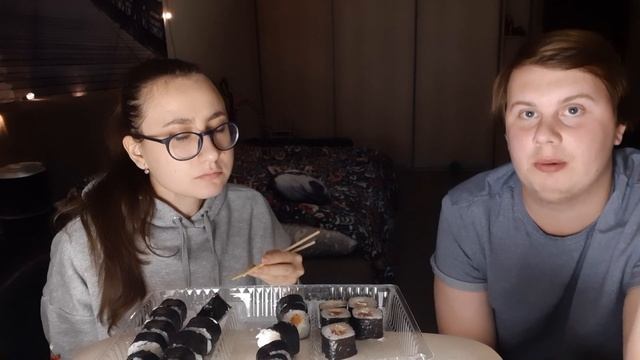 МУКБАНГ РОЛЛЫ?? УЖАСНЫЙ ДЕНЬ? //‼СОБАКА НАПАЛА НА РЕБЁНКА?‼