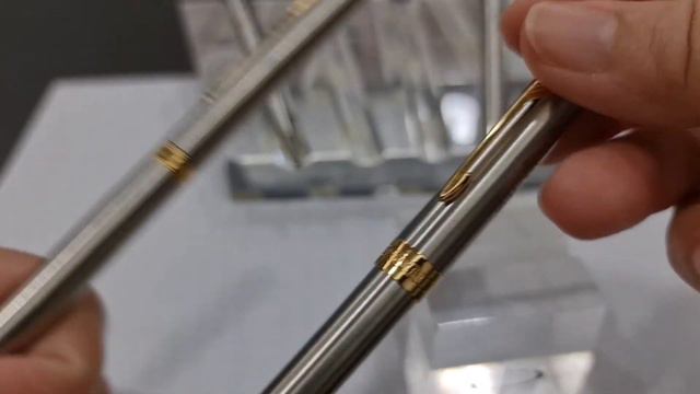 Parker Sonnet 07 Slim vs Sonnet 17 Stainless Steel Pen смотреть онлайн