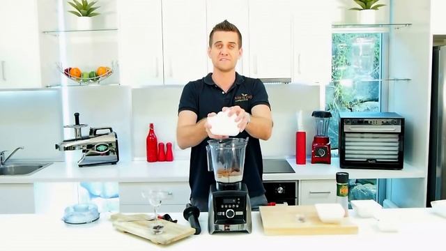 How to make Mocha Ice Cream in a Vitamix Blender | Recipe Video смотреть онлайн