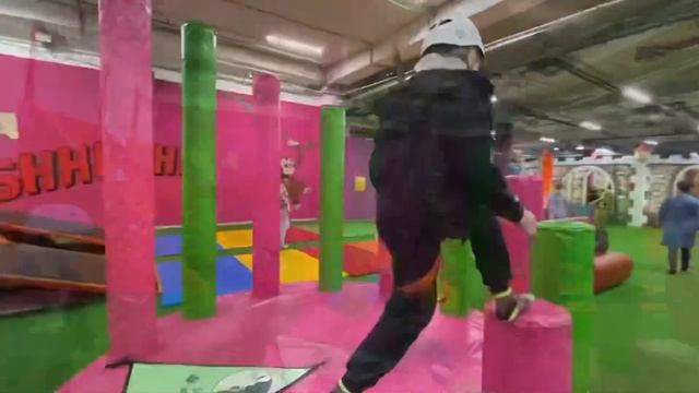 06.11.2023, Казань, сходили в Fun sity в ТЦ Миллениум смотреть онлайн