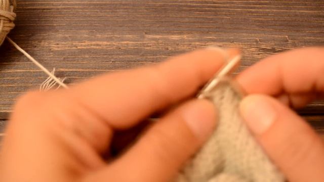 Как связать детскую шапочку с узелком / Children's Hat Whith Knot