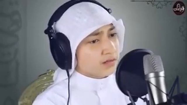 Quran e Majid's best voice tilawat смотреть онлайн
