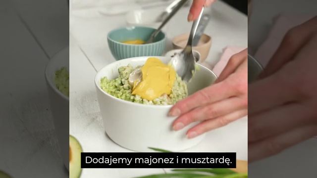 Jajka faszerowane awokado смотреть онлайн
