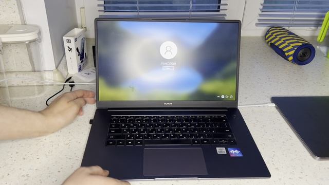 Отзыв на Honor MagicBook X 15BBR-WAH9 спустя 2 месяца смотреть онлайн