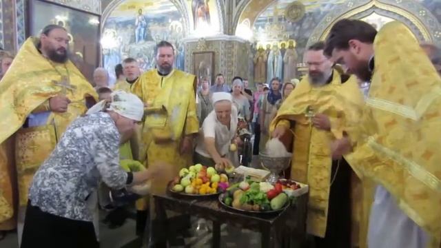 Величание свв апп. Петра и Павла и освящение плодов смотреть онлайн