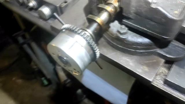 Как расклинить муфту VVTI.