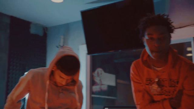 Doosk18x - JENGA [Music Video] смотреть онлайн
