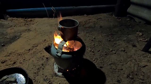 Мини-печь из старого эмалированного чайника