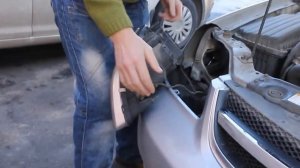 Как поменять лампочку в фаре Лачети