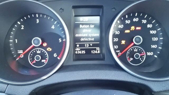 VW Button for Driver Assistant System Defective смотреть онлайн