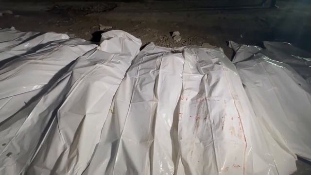 "Червона калина" лунає з карману одного з загиблих у селі Гроза смотреть онлайн