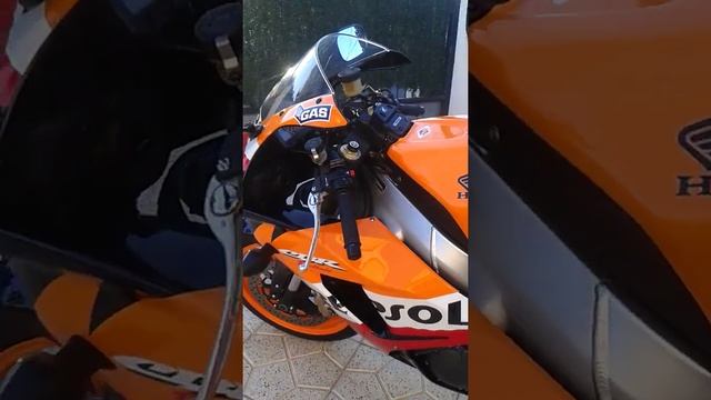 Honda CBR 1000 RR REPSOL 2007 + AKRAPOVIC