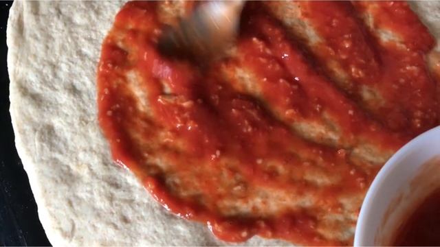 НАСТОЯЩАЯ ИТАЛЬЯНСКАЯ ПИЦЦА / How to make PERFECT PIZZA смотреть онлайн