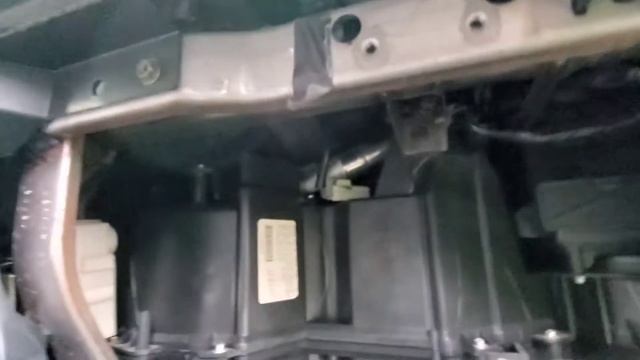 2005 Nissan Armada & Titan shifter control module replacement. смотреть онлайн