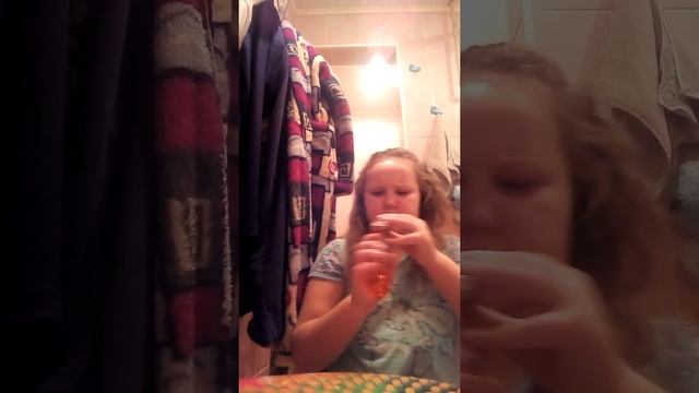 Это видео распаковки Listerin , обмана с зубной пастой Biorepair, п смотреть онлайн