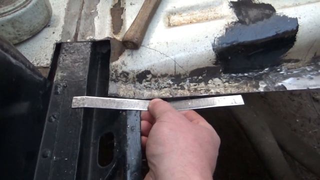 Кузовні роботи VW T3 - Епізод 97 - Переварювання полу переднього пасажира смотреть онлайн
