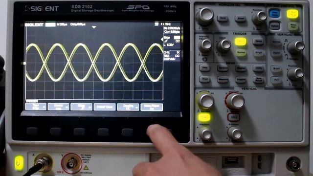 How to use the edge trigger of SIGLENT oscilloscopes смотреть онлайн