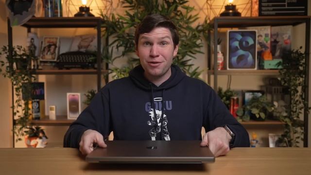 M2 MacBook Pro 16" Did I Make A Mistake!? (One Week Later!) смотреть онлайн