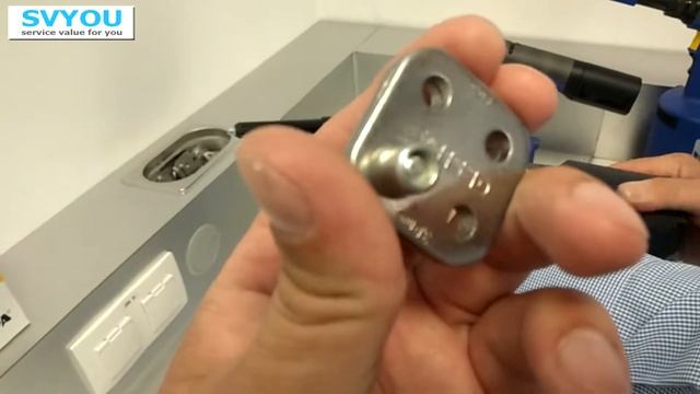 Установка заклепки Lock Bolt инструментом TAURUS 4 SRB смотреть онлайн