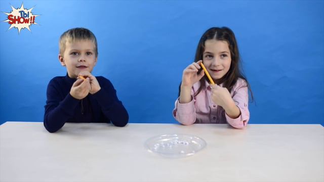 Дети пробуют игрушки СССР - ТыSHOW