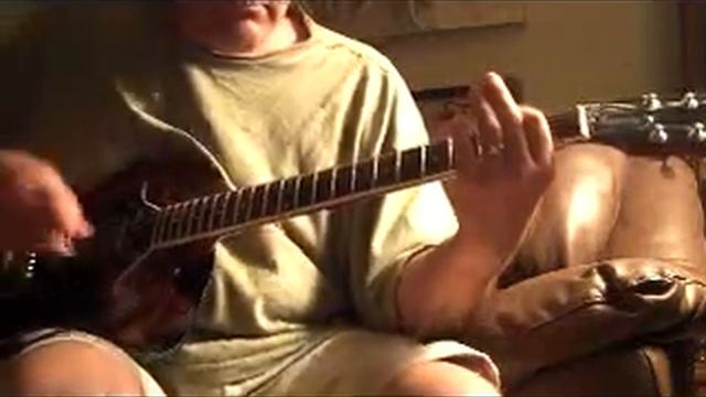 Gibson SG Classic - VOX Pathfinder 15R Amp смотреть онлайн
