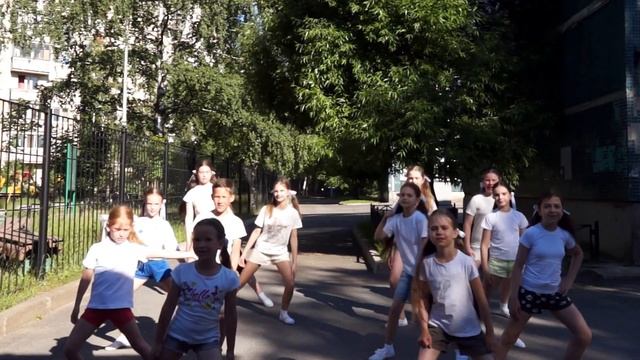 С друзьями! ЭВС Романтика. Номер лета! Июнь, 2022г смотреть онлайн