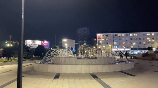 Махачкала , Кинотеатр Россия теперь Парамакс. смотреть онлайн
