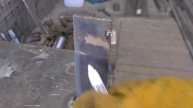 Какую полярность выбрать при резке металла электродами? Прямую или обратную? смотреть онлайн