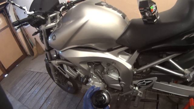 Смених си маслото на FZ6 - та смотреть онлайн