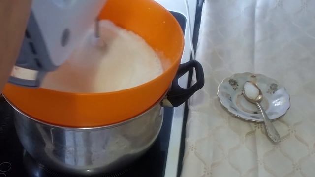 Как приготовить "Крем Мокрое безе"? смотреть онлайн