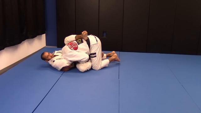 Bernardo Faria's Guillotine Escape смотреть онлайн