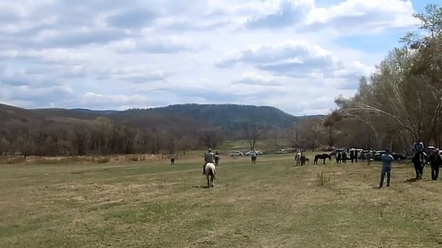 Конь БОЕВОЙ - на пути не стой! Индеец. смотреть онлайн