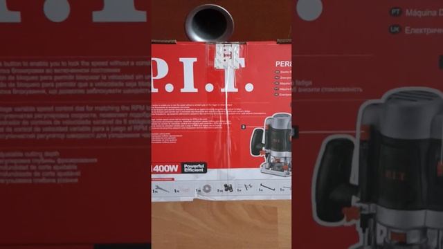 Фрезерная машина " P.I.T. PER8-C " 1400W Обзор часть 1 смотреть онлайн