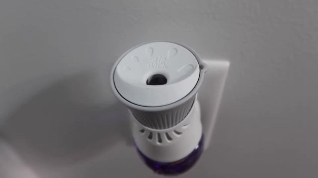 How to Use Air Wick Plug In Scented Oil? смотреть онлайн