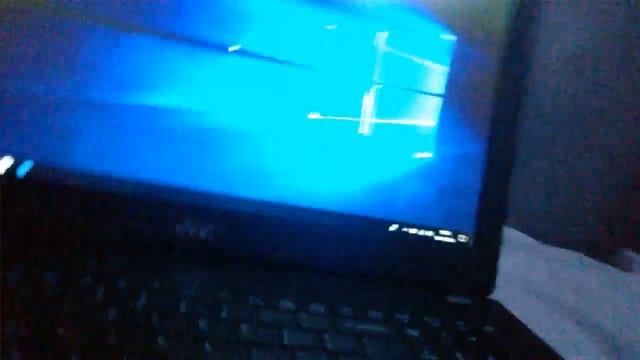 How to connect a Acer laptop ? to a TV ? with HDMI cable смотреть онлайн