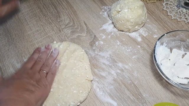 ТВОРОЖНЫЕ ПЕЧЕНЮШКИ С НAЧИНКОЙ смотреть онлайн