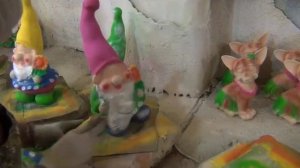 Покраска садовых фигур.Чем красить фигуры