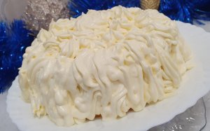 Очень вкусный сливочно-творожный крем со сгущённым молоком.?