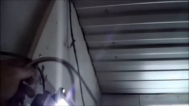 Простое крепление LED прожектора на стенку . смотреть онлайн