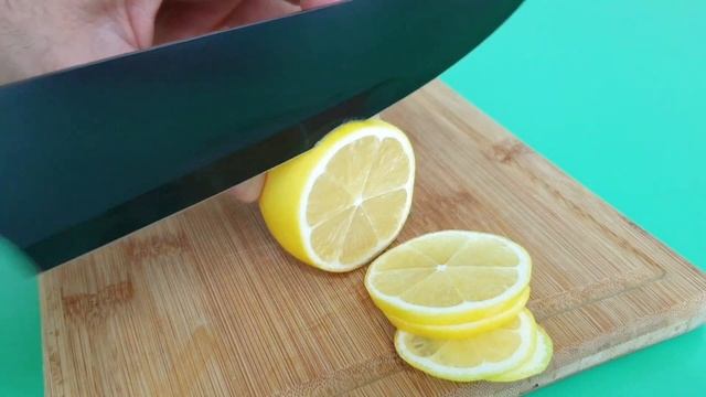 Experiment: Fruits VS Knife смотреть онлайн