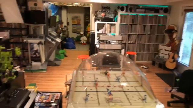 Live from the Game Room! смотреть онлайн