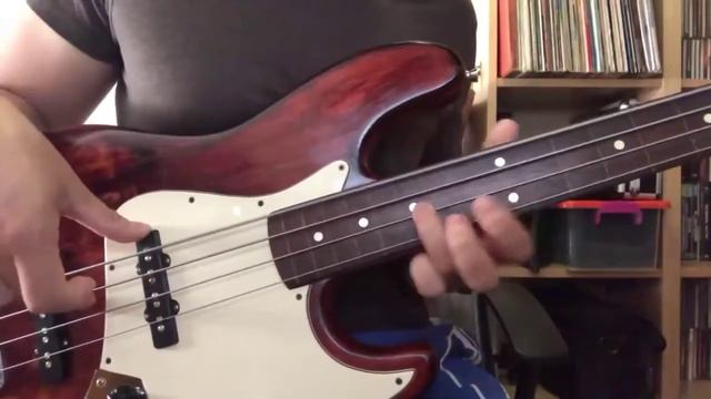Fretless bass Hyundai 80's. смотреть онлайн