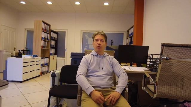 ДАВНО ЛИ ВЫ ЖИВЕТЕ В ЧЕРНОГОРИИ? смотреть онлайн