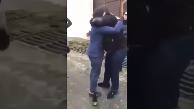 У стен зоны освобождение Вора!