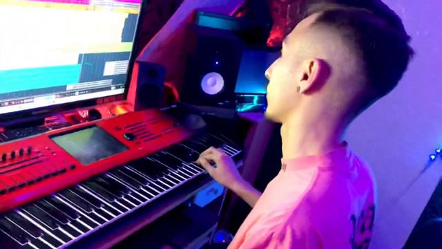 EMO♫ANDONOV ♫MELODIC ♫TALLAVA смотреть онлайн