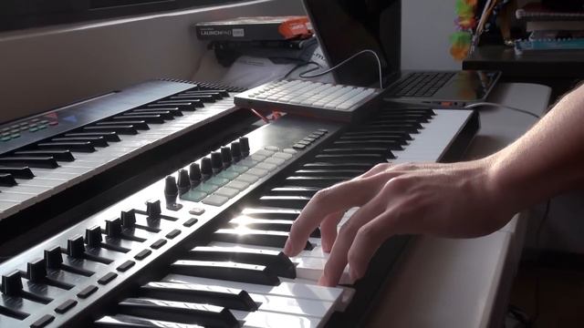 Novation Launchkey 61 & Launchpad Mini // Live Performance// (Charles N Tonic - Hope Forever )
