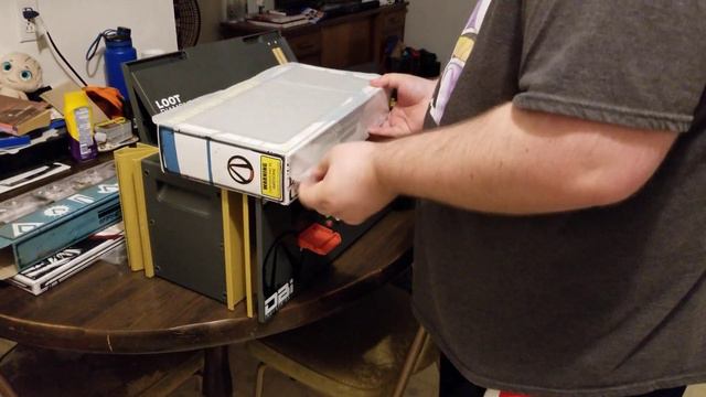 Borderlands 3 Diamond Loot Chest Collectors Edition Unboxing смотреть онлайн